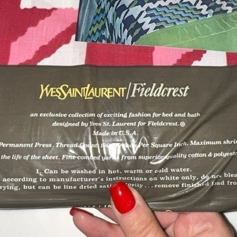 YSL Yves Saint Laurent Fieldcrest‎ Pink Geometric Designer Twin Fitted Sheet